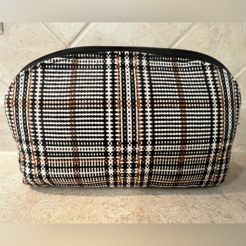 Women’s Thirty-one Half-Moon Pouch Plaid About You Weave Cosmetics